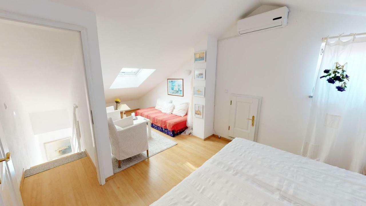 Apartment Potkonjak Povljana Eksteriør billede